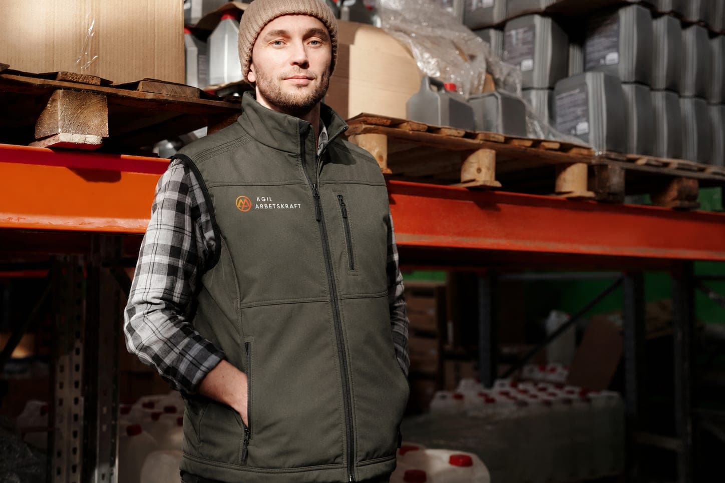 Lagerpersonal och distributionsanläggning